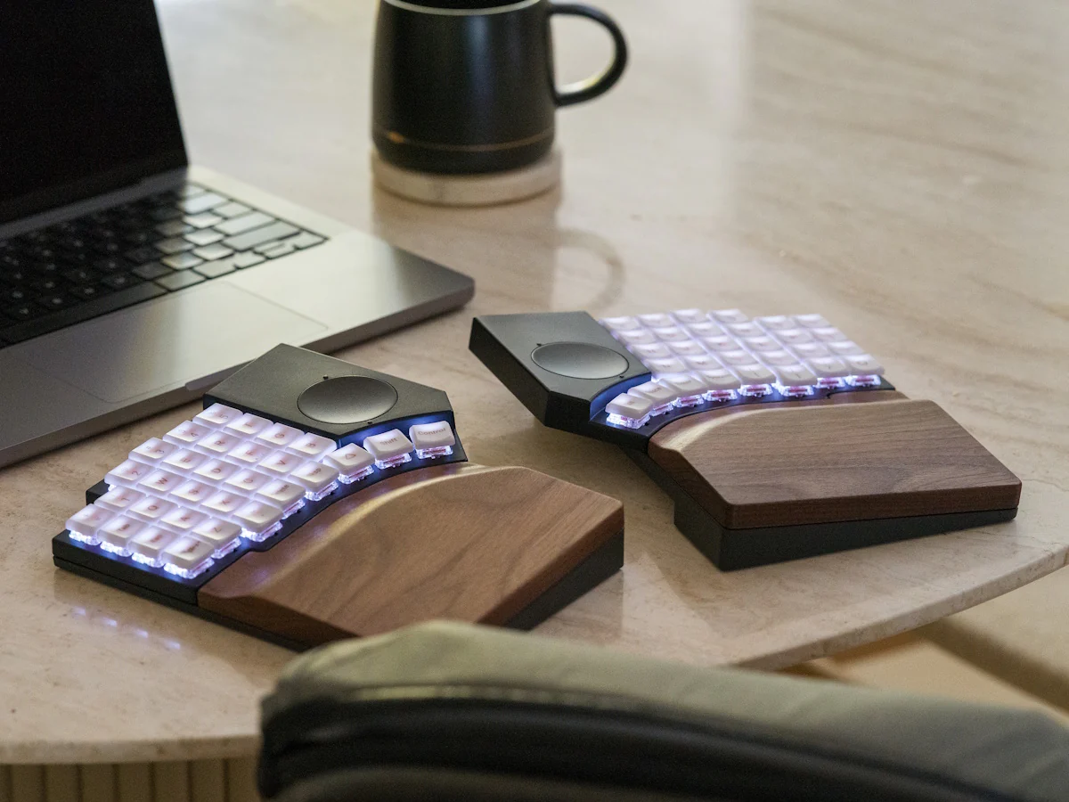[Ships from USA] Go60 Palm Rest - Image 4